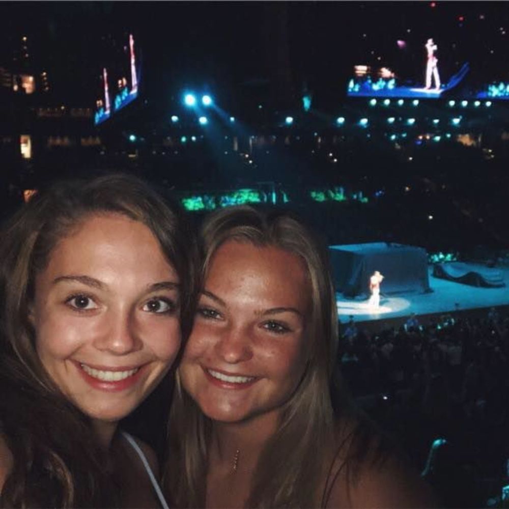 Meet your Posher, Mackenzie